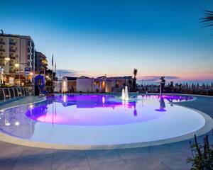 Mediterraneo Hotel & Suites