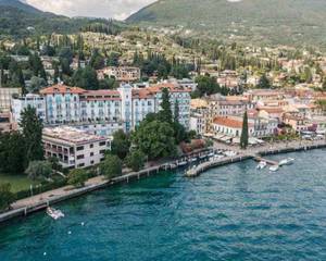 Hotel Savoy Palace