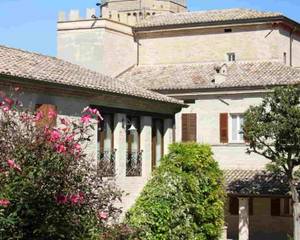 Castello Montegiove Country House