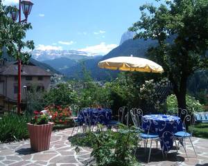 Hotel Villa Emilia