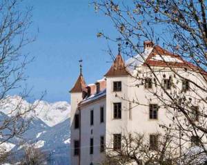 Castel Maurn