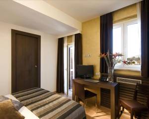 Hotel Trevi