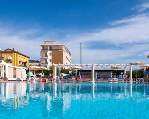 Hotel Tokio Beach Azzurro Club Vacanze