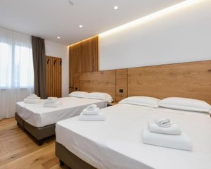 Hotel Arya