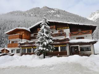 Hotel Bucaneve