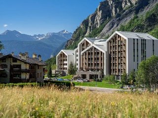 TH Courmayeur