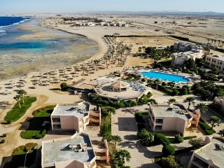 Shoni Bay Resort