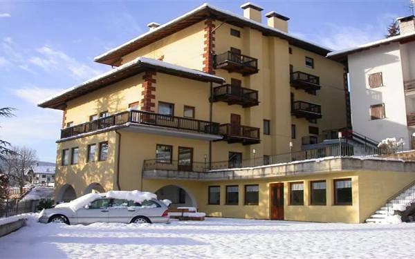 Hotel Corona