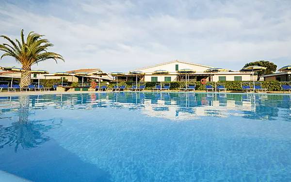 Villaggio Turistico la Cecinella