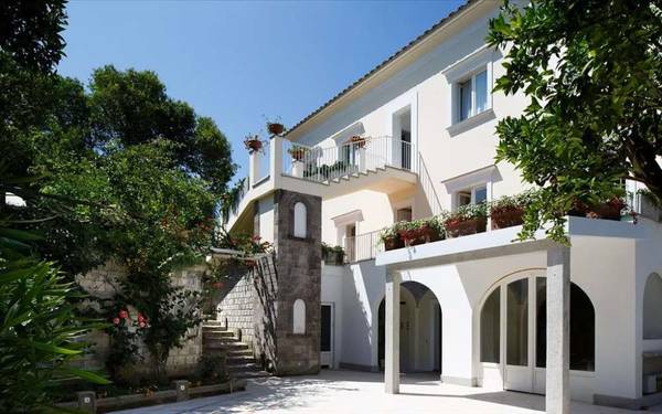 Villa Don Camillo Relais