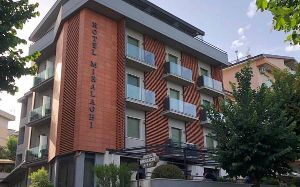 Hotel Miralaghi