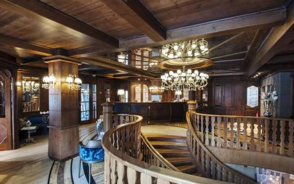 Hotel Cristal Palace