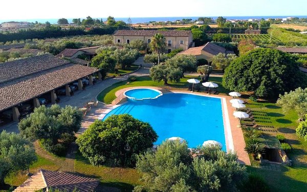 Borghetto Beach Club Resort