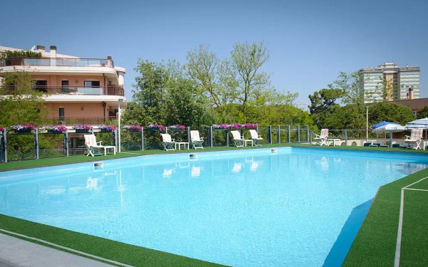 Hotel Nadir