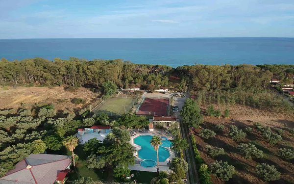 Resort Borgo degli Ulivi Natural Village