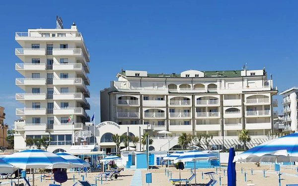 Yes Hotel Touring