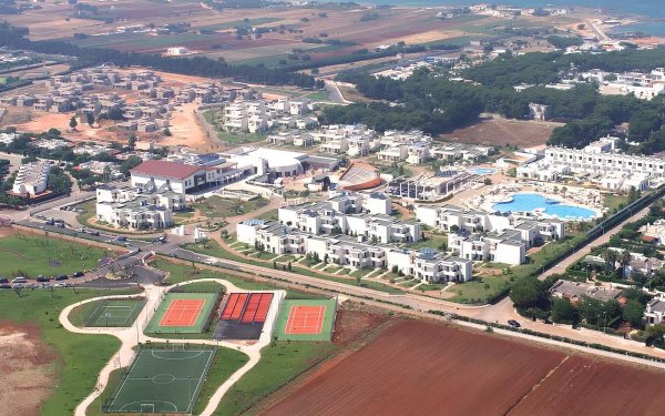 Riva Marina Resort