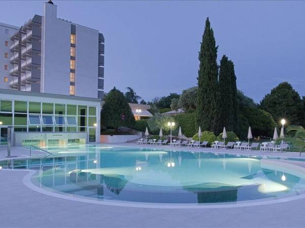 Hotel Des Bains Thermae Resort