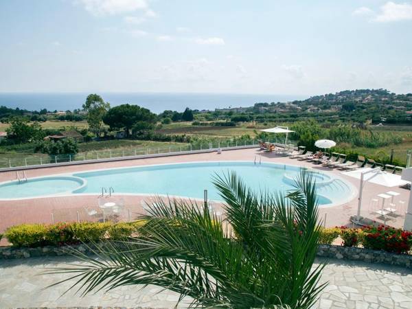 Luzia Agriresort