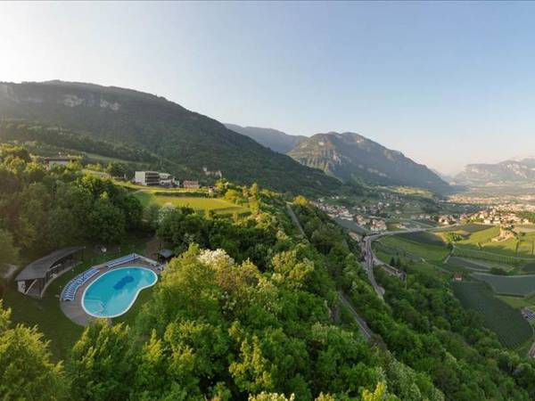 Hotel & Restaurant Tenz