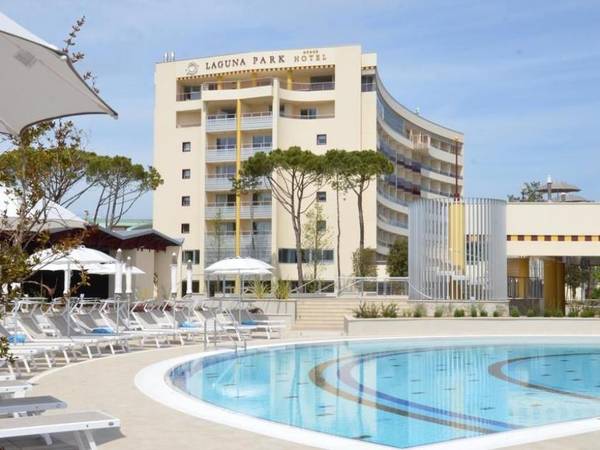 Laguna Park Hotel