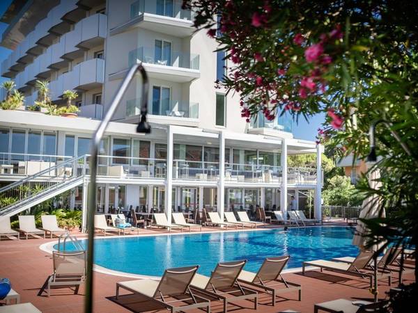 Hotel Garden Sea