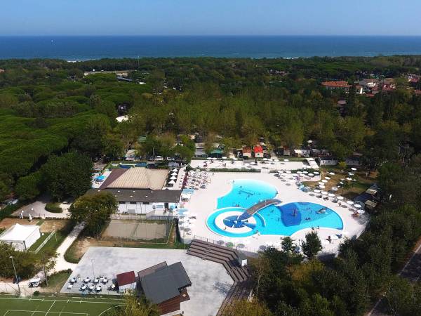 Club del Sole Adriano Family Collection
