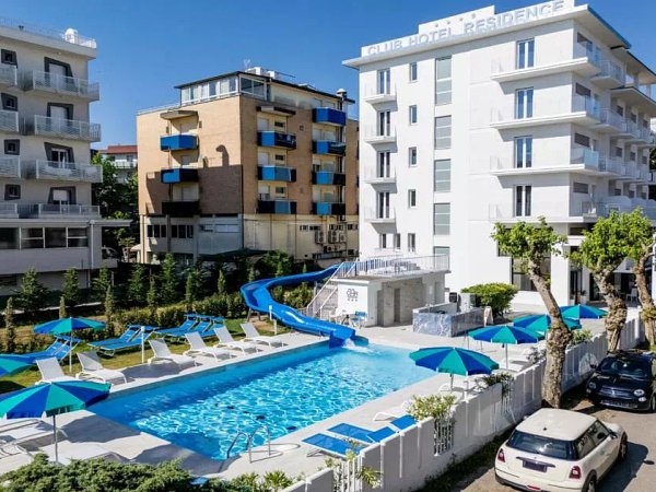 Club Hotel Residence