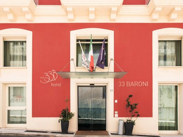 Hotel 33 Baroni