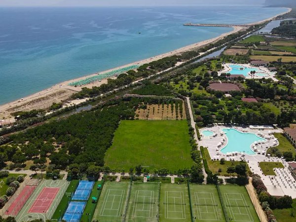 Club Hotel Marina Beach