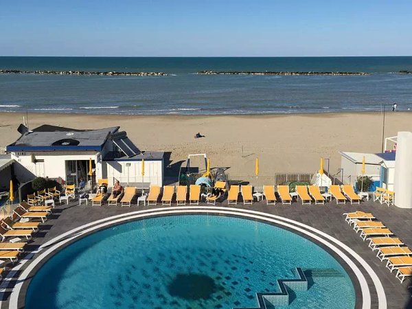 Hotel David