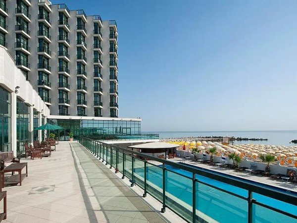 Mediterraneo Resort