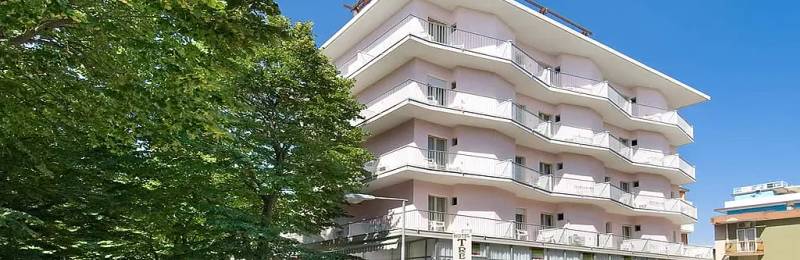 Hotel Tres Jolie