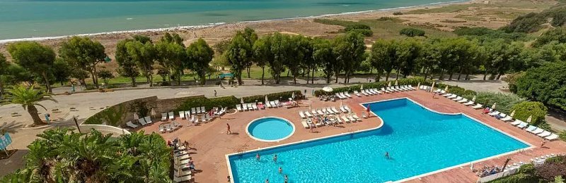 Paradise Beach Resort