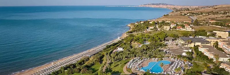 Serenusa Resort