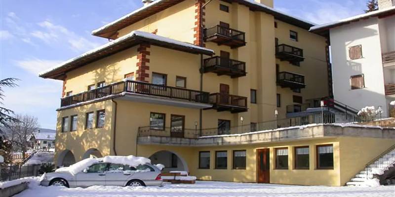 Hotel Corona