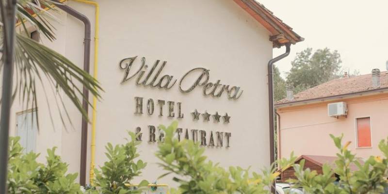Hotel Villa Petra