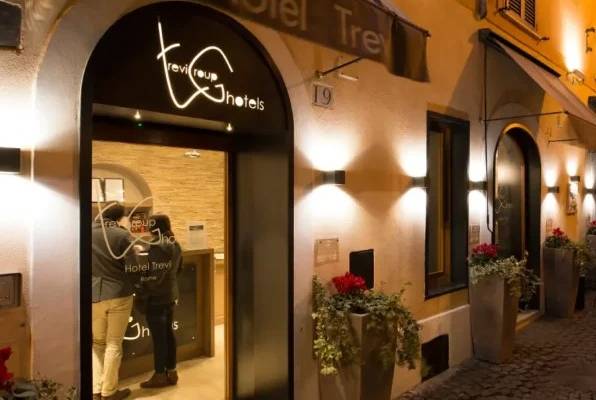 Hotel Trevi