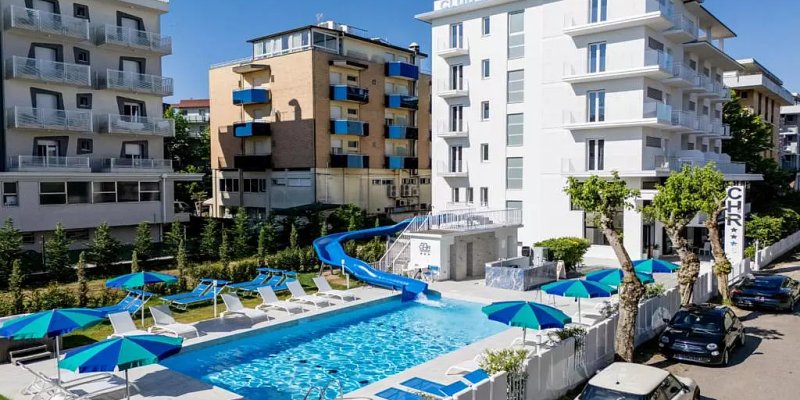 Club Hotel Residence