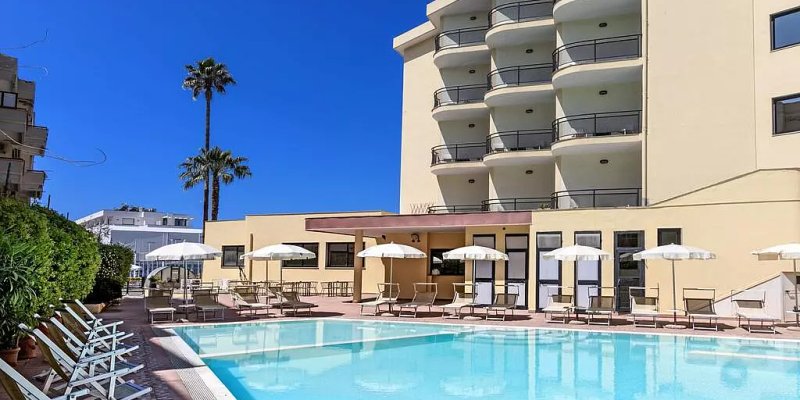 Rina Hotel