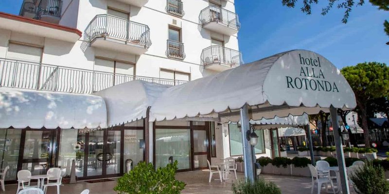 Hotel Residence Alla Rotonda