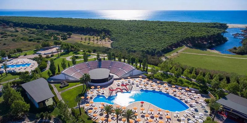 Torreserena Resort