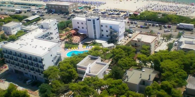 Ticho's Greenblu Hotel